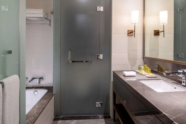 جناح رئاسي بسرير مزدوج، دبل تري من هيلتون الرياض المركز المالي(DoubleTree by Hilton Riyadh Financial District) 3/4