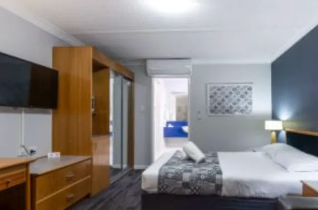 غرفة ديلوكس بسرير كينج، IPSWICH COUNTRY MOTEL 2/3