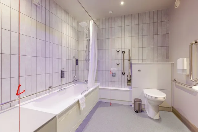 Standard, Double Bed, Accessible, Premier Inn Belfast City Cathedral Quarter 4/5