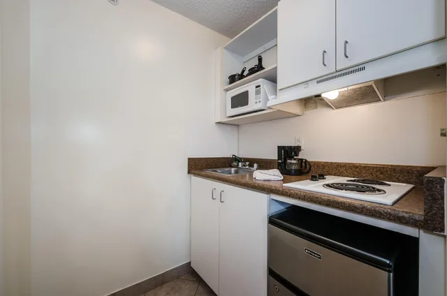 Upgrade, Single, Kitchen، Suburban Extended Stay Clearwater 6/6