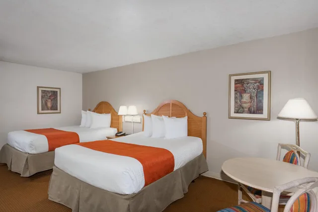 غرفة قياسية، Ramada by Wyndham Kissimmee Gateway 1/1