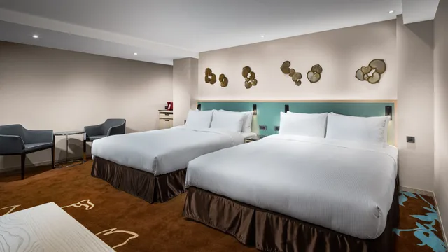 غرفة رباعية بسريرين كينج، K Hotel - Taipei II 3/7