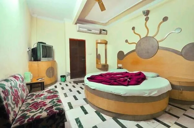غرفة قياسية مفردة، Hotel Neha Inn 1/2