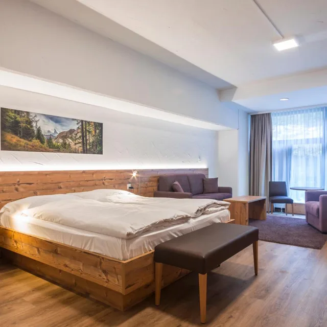 غرفة ثلاثية كبيرة، Zermatt Budget Rooms 1/8