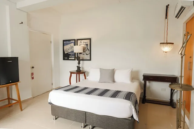 Plus, Petite, Double Bed، Hotel Kartaxa Cartagena 3/7