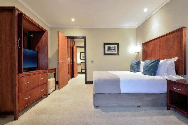 شقة فاخرة بغرفتي نوم، The Raphael Penthouse Suites 5/10
