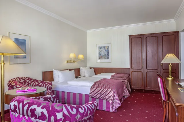 غرفة قياسية بسرير مزدوج أو سريرين منفصلين بشرفة، Bernstein Villa Kastania 1/8