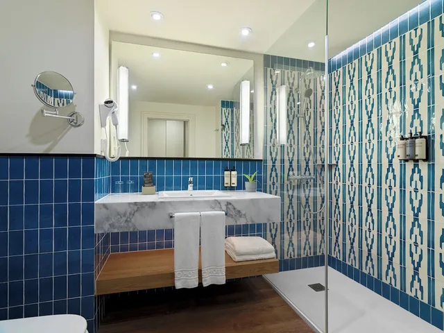 غرفة قياسية بسريرين منفصلين، H10 Costa Adeje Palace 7/10