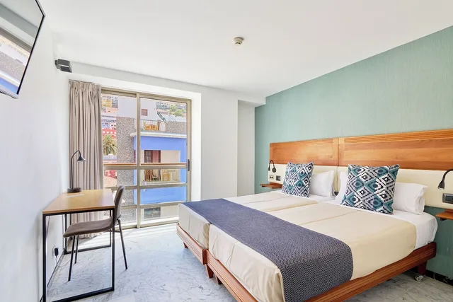 Room, Double Bed, Torre del Conde 1/3