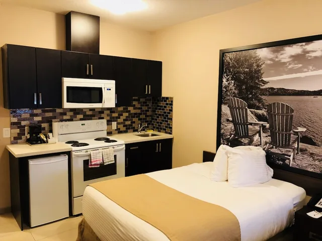 Room, 2 Double Beds, Super 8 Watrous 2/3