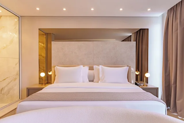 Romantic, Suite, Queen Bed, Resort View, Bathtub، Pousada Apple House Paraty 2/6