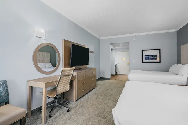 استوديو بسريرين كوين، Cherry Tree Inn & Suites 5/8