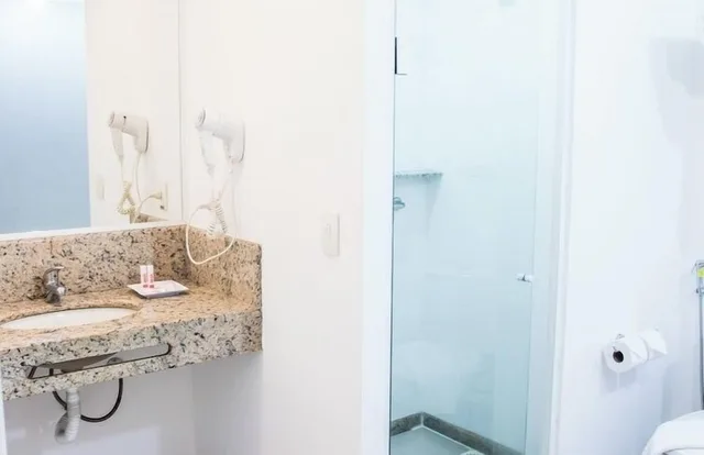 غرفة كلاسيكية ثلاثية بسرير كوين وسرير فردي، Hotel Rieger 1/2