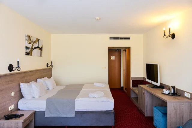 Standard, Triple, Mediterran Hotel 1/4