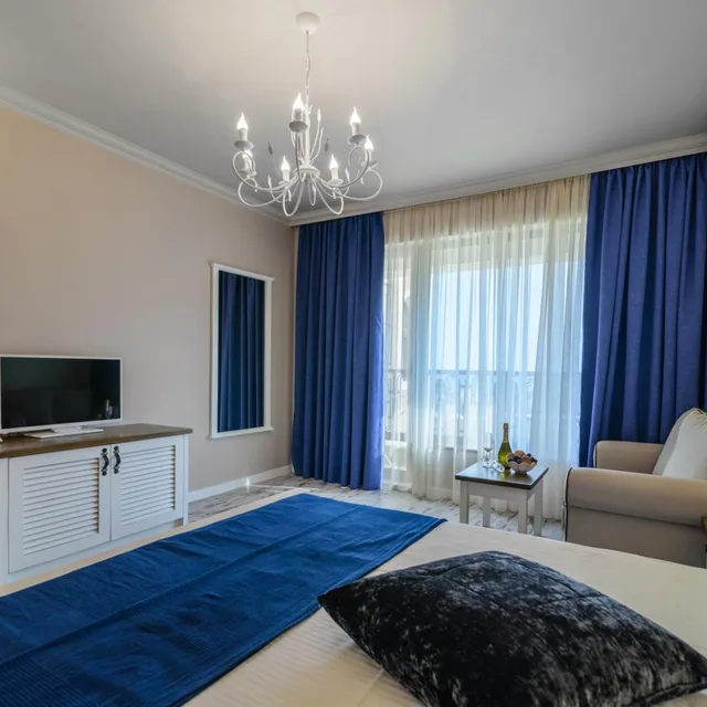 Room, Double Bed, Central Sea View, Sunny Castle 7/10