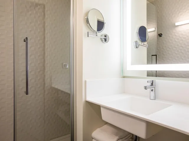 Superior, Double Bed, Mercure Paris Gennevilliers 4/5