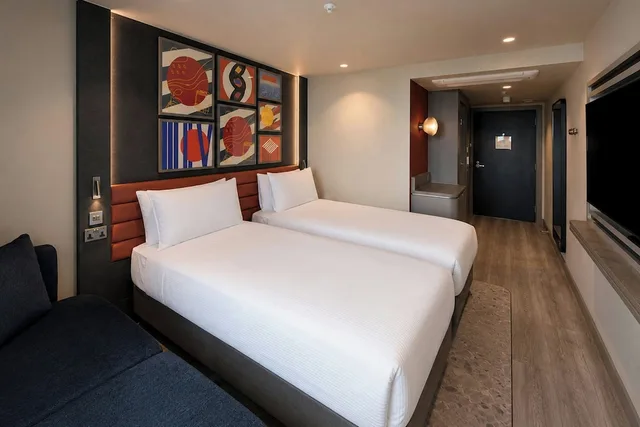 غرفة قياسية بسريرين منفصلين، Hampton by Hilton Manchester City Centre 2/9