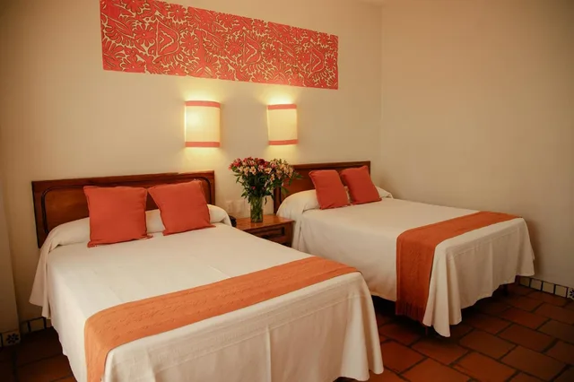 Room, Twin Beds, Terrace, Parador del Dominico 3/8