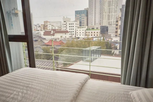 غرفة بسريرين منفصلين، Gwangju Guest House 145 - Hostel 8/10