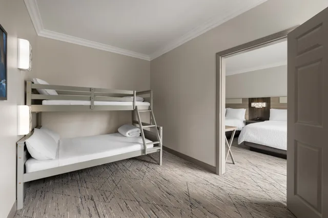 جناح بسريرين كوين، Holiday Inn Express Hotel And Suites Paso Robles 4/8