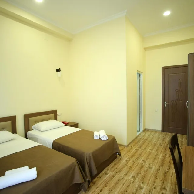 غرفة بسريرين منفصلين، Hotel Comfort 1/7