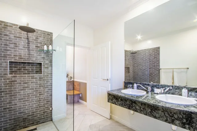 غرفة قياسية بسرير مزدوج، HLANGANA LODGE 8/8