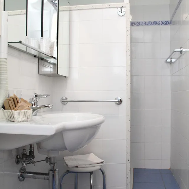 غرفة ثلاثية، Hotel Baia Bianca 6/8