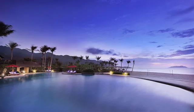 NARADA RESORT AND SPA PERFUME BAY، Wanning 41/46