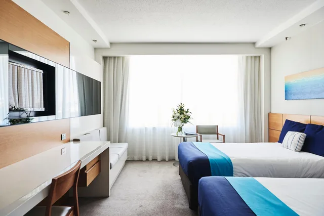 Marina, Executive, Twin Beds, The Ville Resort - Casino 1/1
