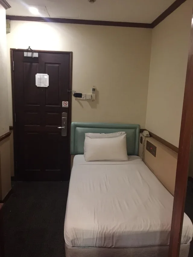 غرفة مفردة، Four Chain View Hotel 3/3
