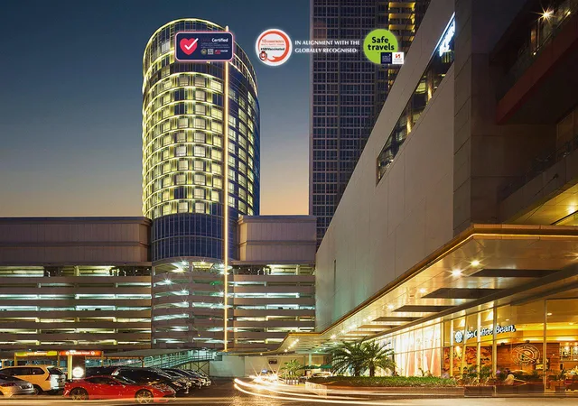 غرفة غراند ديلوكس مفردة بسريرين منفصلين، Hotel Ciputra World Surabaya managed by Swiss-Belhotel International 2/2