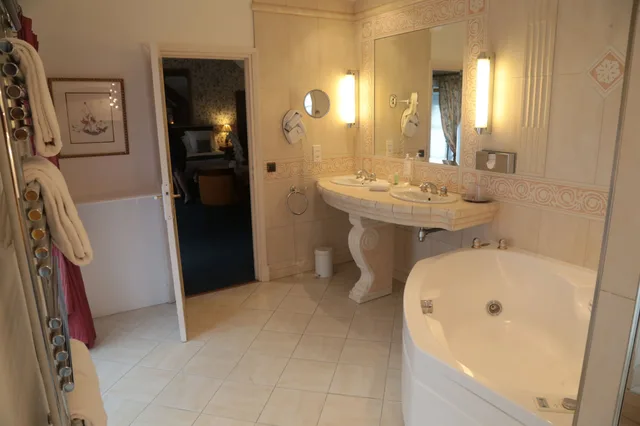 جناح بسرير كينج وسرير فردي، Hotellerie Du Bas-Breau 2/2