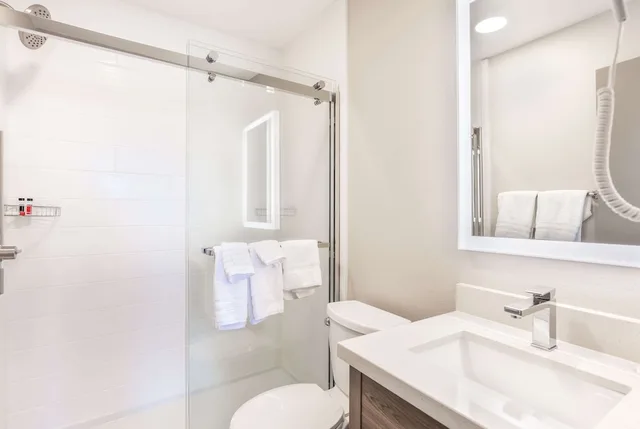 غرفة بسريرين كوين، Days Inn By Wyndham Red Bluff 3/4