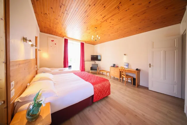 جناح جونيور بسرير كوين وسريرين منفصلين، Best Western Grand Hotel De Paris 6/8