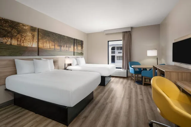 Deluxe, 2 Queen Beds, Accessible, Days Inn by Wyndham Anderson/Clemson Area 1/5