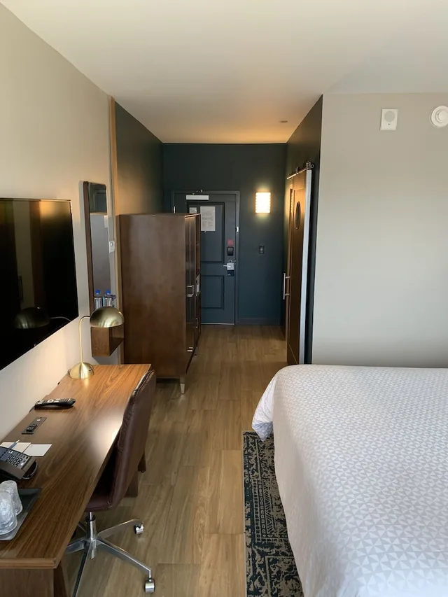 Design, King Bed، FOUR POINTS BY SHERATON HOUSTON INTERCONTINENTAL AIRPORT 4/8