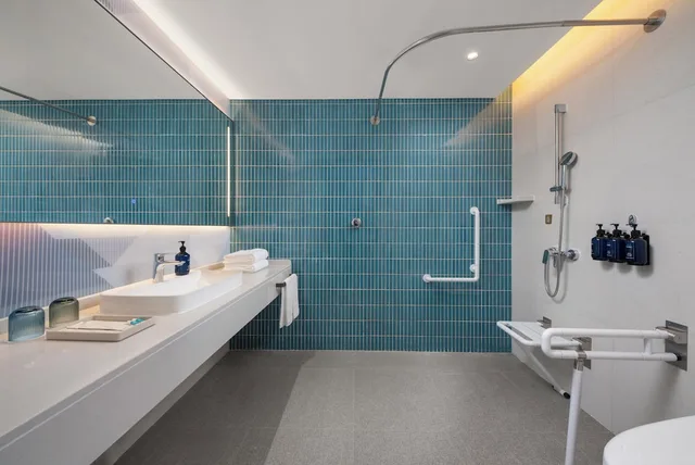 غرفة قياسية بسرير كينج لذوي الإعاقة، Holiday Inn Express Qingdao Jimo By Ihg 2/2