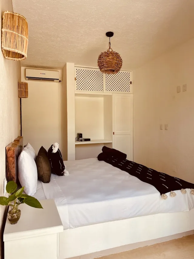 Suite, King and Twin Beds, Garden View, Pavoreal Beach Resort 4/6