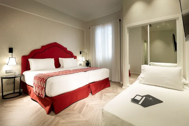 Room, Triple, Single Bed, Eurostars Regina 1/3