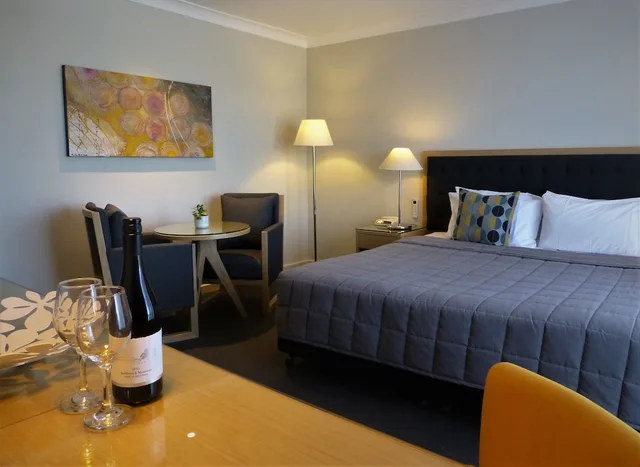 غرفة ديلوكس بسرير كينج بشرفة، Park Ridge Retreat 4/4
