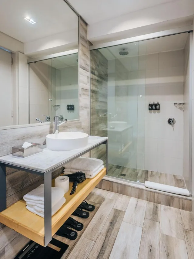 Room, King Bed, Street View، Pleno Madero 1/1