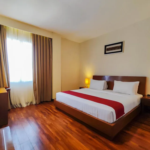 شقة ديلوكس بـ3 غرف نوم، Seminyak Square Hotel 4/10