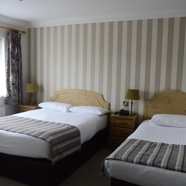 غرفة قياسية ثلاثية، Hibernian Hotel Leisure Centre 5/5