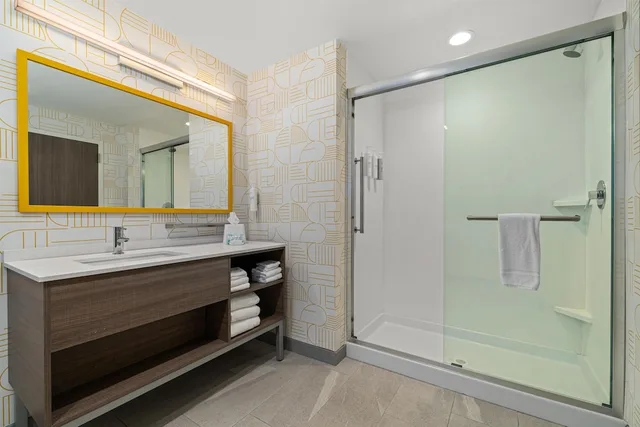 جناح بسرير كينج لذوي الإعاقة، Home2 Suites by Hilton Lebanon 3/3