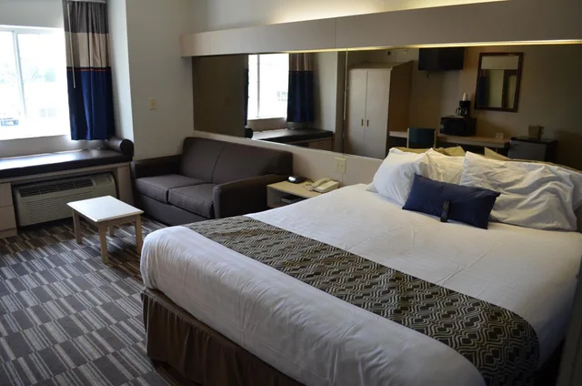 جناح بجاكوزي، Microtel Inn &amp; Suites by Wyndham Union City/Atlanta Airport 1/6