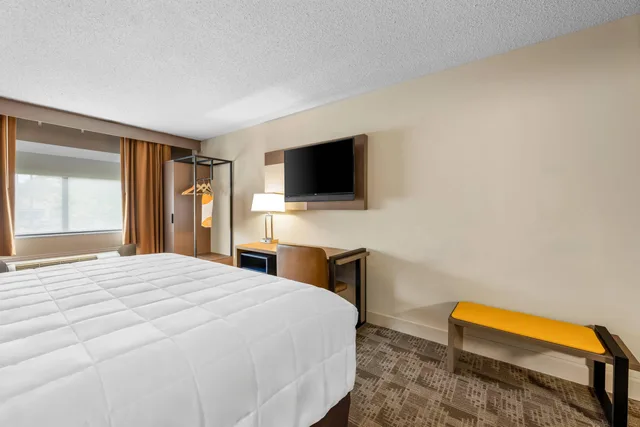 غرفة بسرير كينج، Comfort Inn Pikeville, KY 1/3