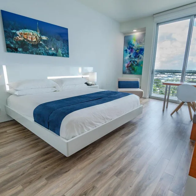 Standard, King Bed, Accessible, Maritime Hotel Fort Lauderdale Cruise Port 1/10