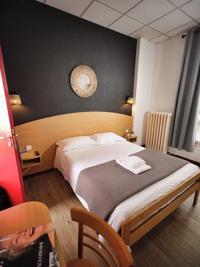 Economy, Double Bed, HOTEL DE LYON 2/10