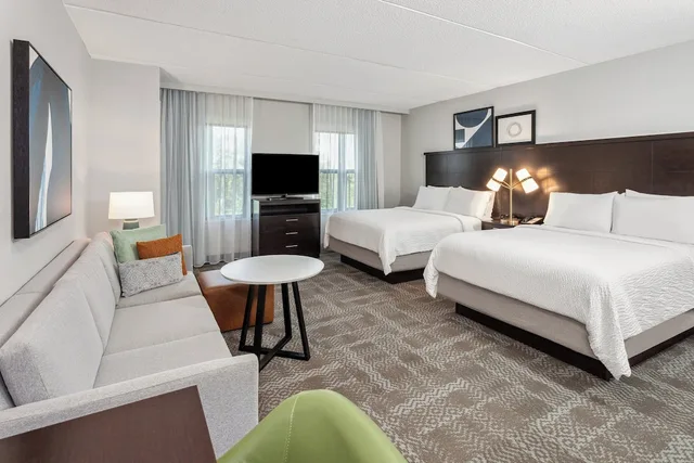 جناح استوديو بسريرين كوين بمطبخ، Staybridge Suites Albany Wolf Rd Colonie Center 1/3