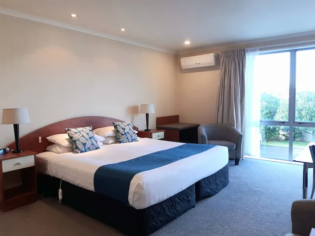 غرفة بسرير كينج لذوي الإعاقة، Aristotles North Shore Motel 1/4